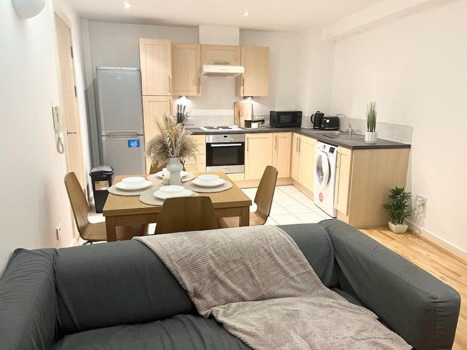 2 Bedroom City Center Apartment Μάντσεστερ Εξωτερικό φωτογραφία